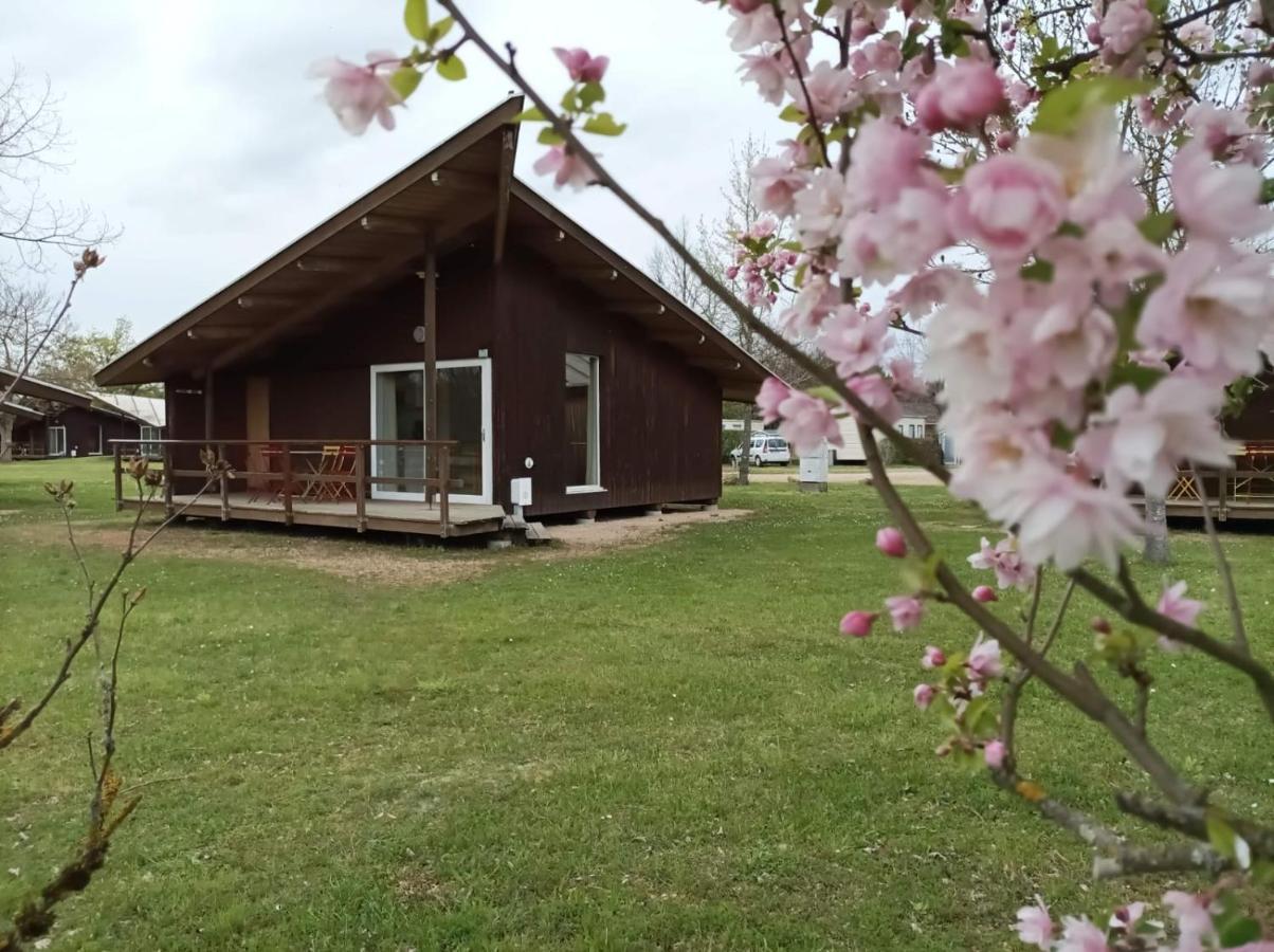 Camping De La Chalaronne Hotel Saint-Didier-sur-Chalaronne Buitenkant foto